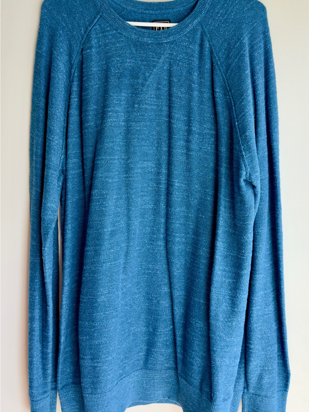 GAP Men's Blue Crewneck Sweater - XL Tall